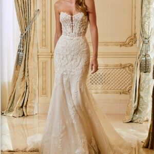 Mori Lee Wedding Dress